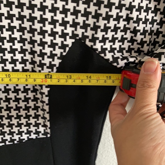 Michael Kors Houndstooth Panel Midi Dress - Picture 7 of 9